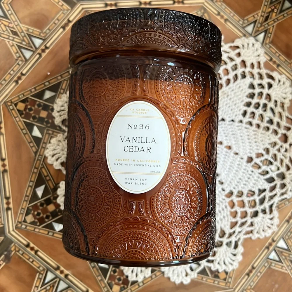 Vanilla Cedar Scented Candle